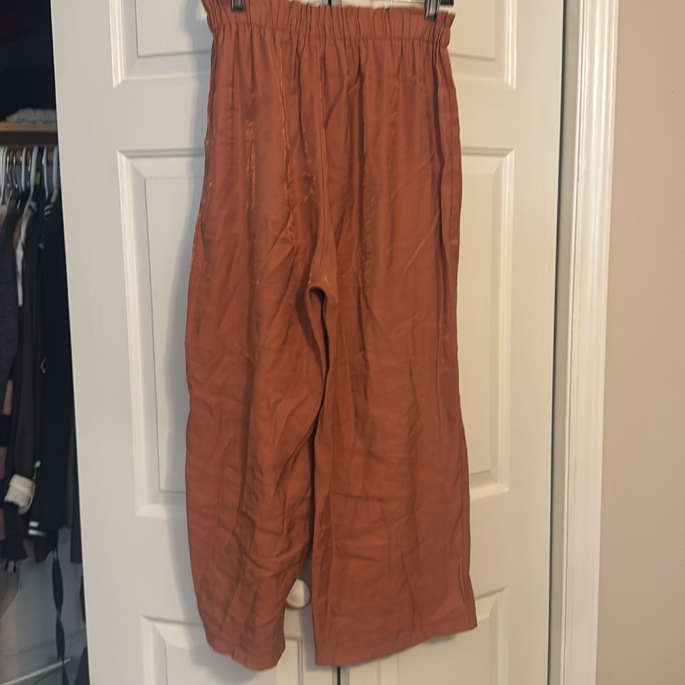 BY SWAN PARIS Orange Pant with Gold Sheen throughout that is simply divine - Picture 9 of 16